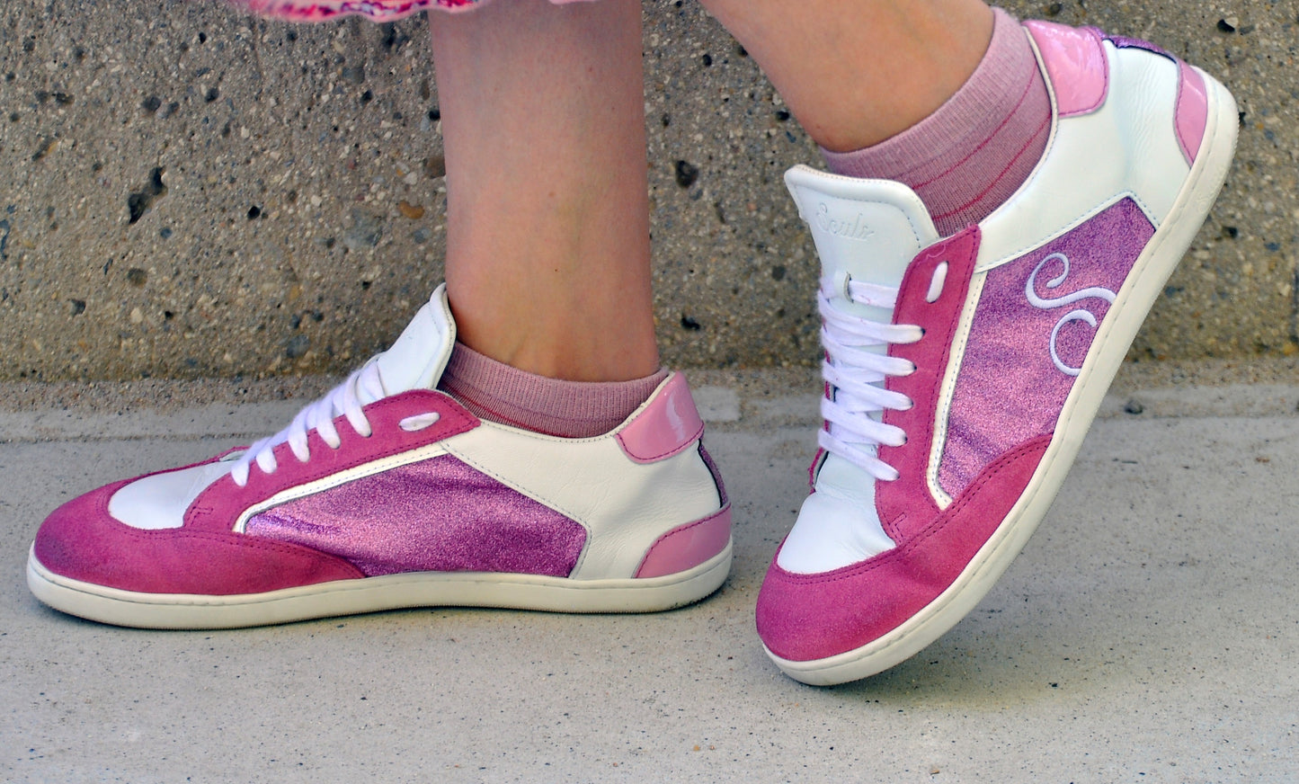Aura Pink