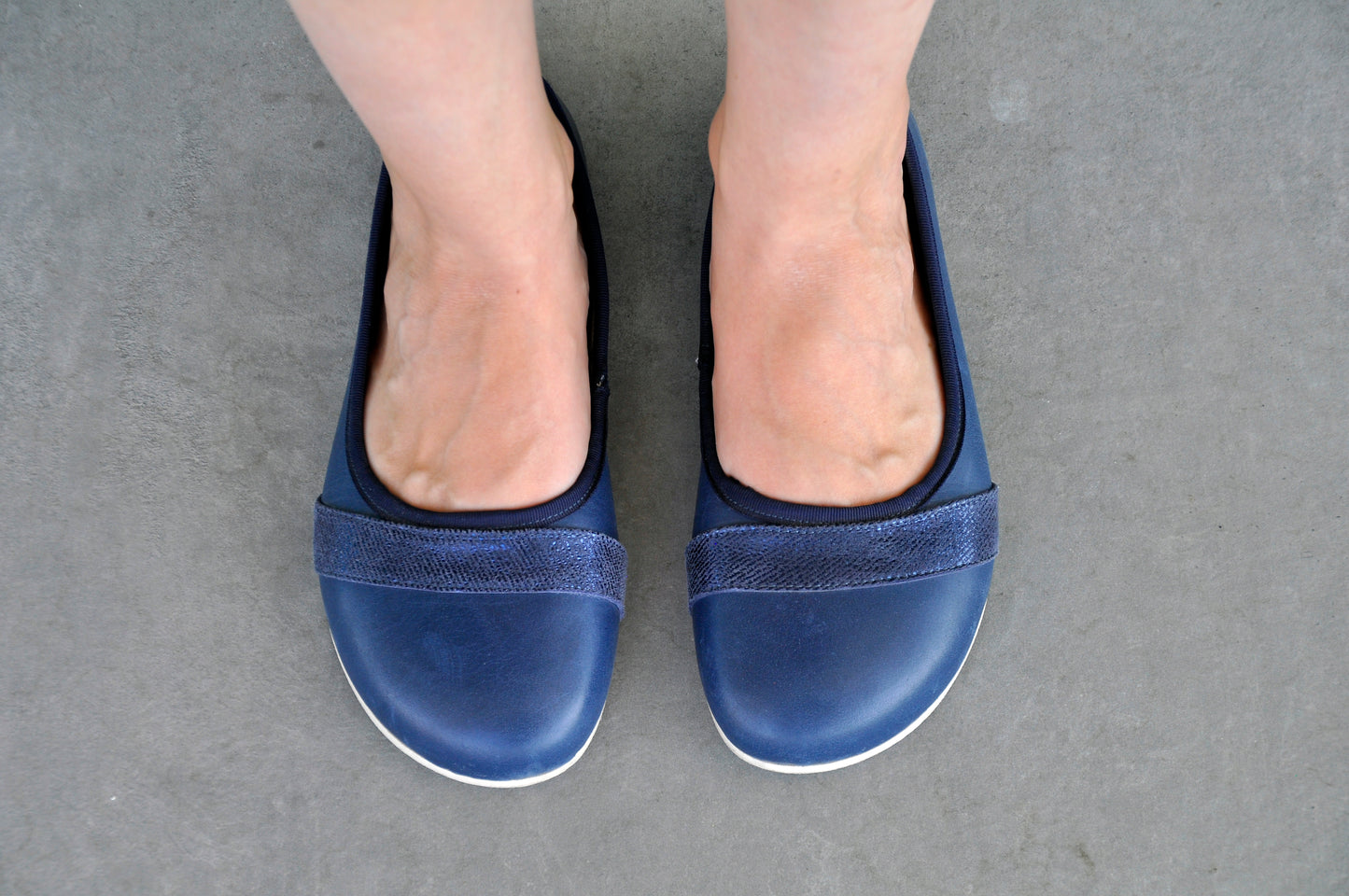 Bloom Navy Blue