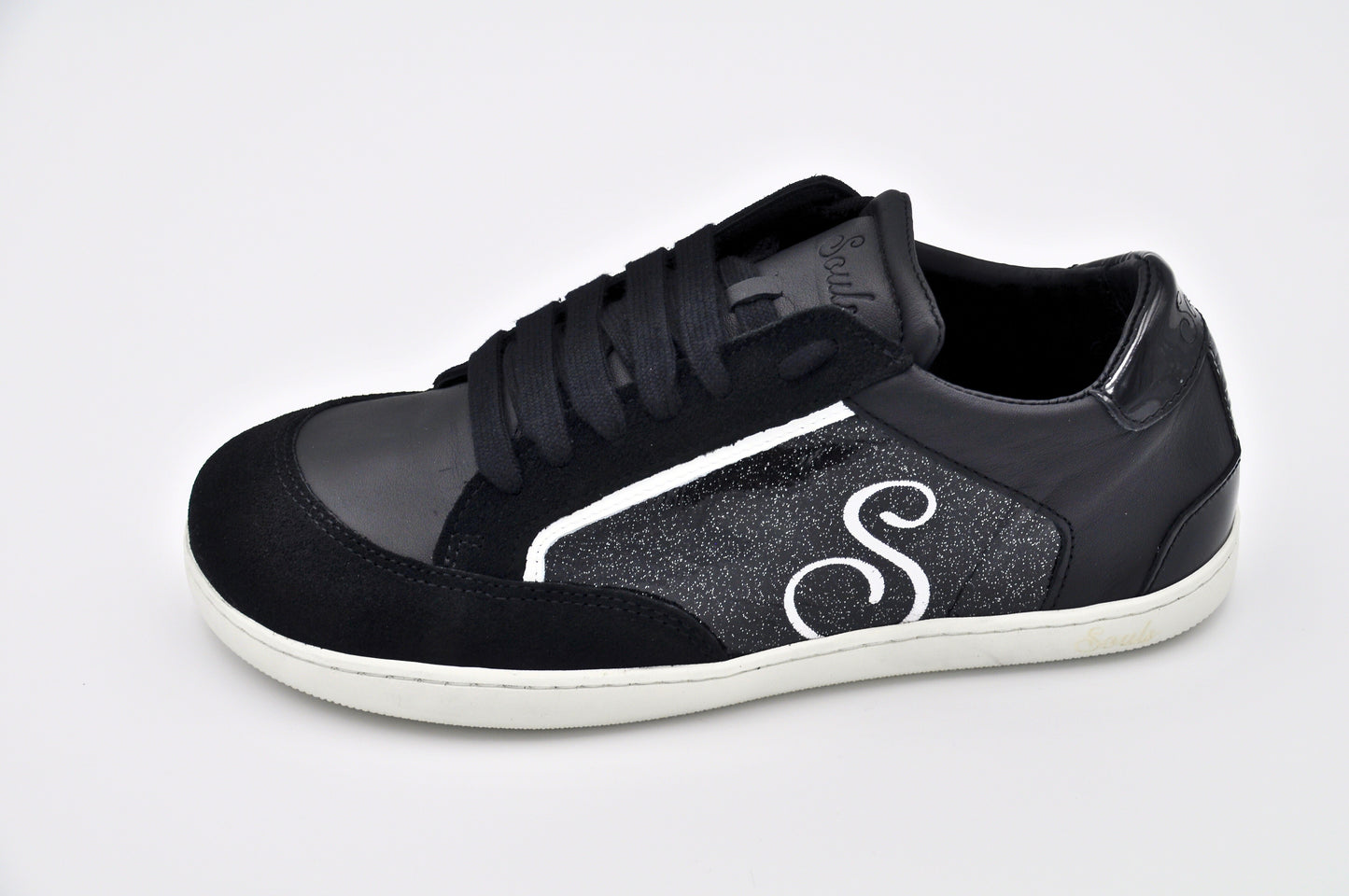 Aura Black